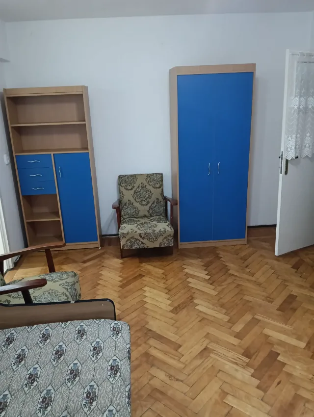 Ofer spre închiriere apartament – fotografia 6 din 8