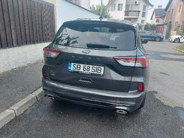 Ford kuga 2023 2,0ecoblue 190cp st-linex awd – fotografia 3 din 8
