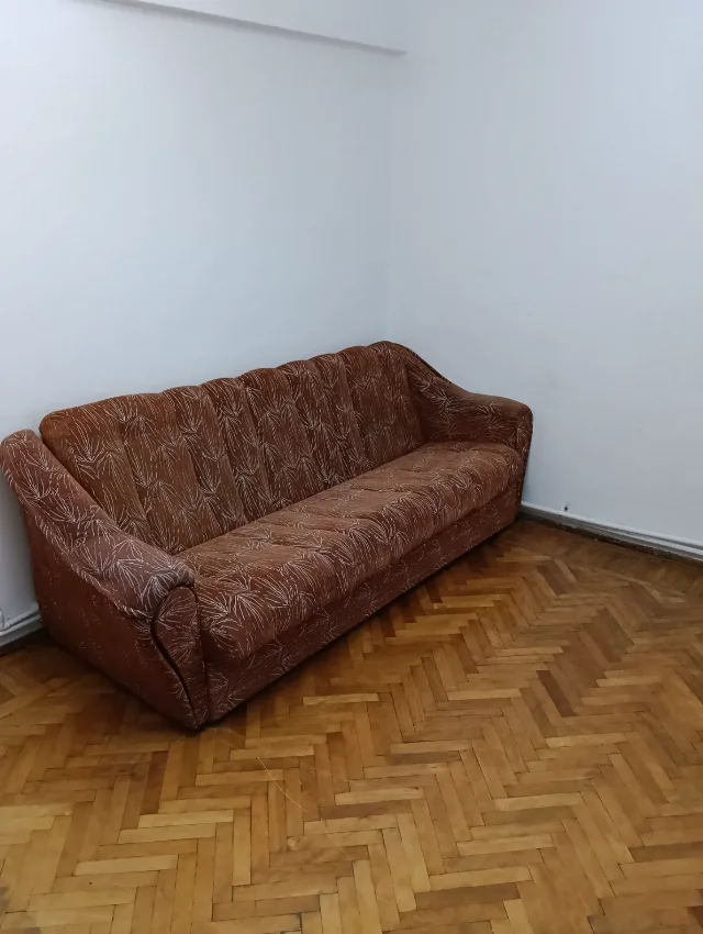 Ofer spre închiriere apartament – Falticeni, Suceava