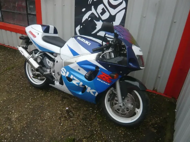 PIESE suzuki gsxr 600 / 750 SRAD – fotografia 4 din 7