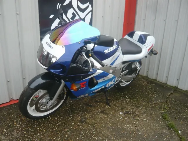 PIESE suzuki gsxr 600 / 750 SRAD – fotografia 5 din 7