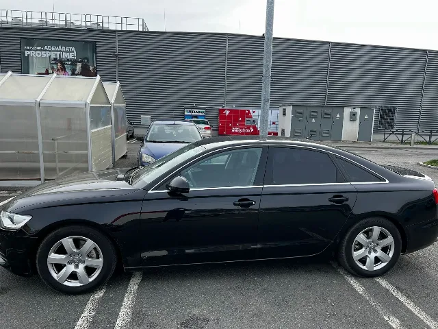 Vând Audi A6C7 anul 2012 – fotografia 2 din 8