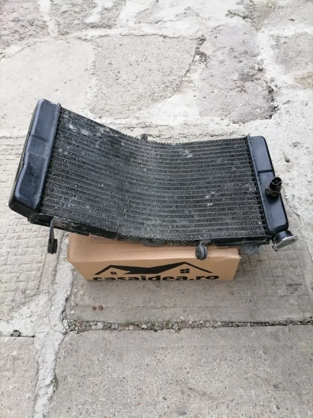 RADIATOR suzuki gsxr 600 / 750 SRAD – fotografia 4 din 8