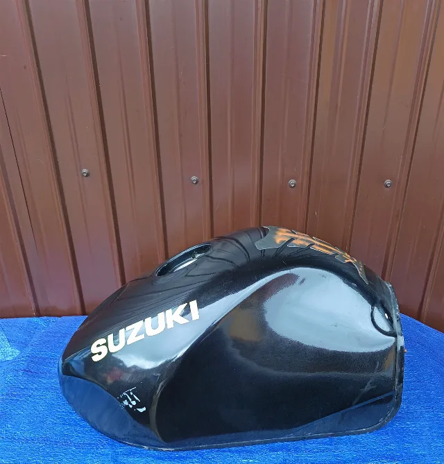 REZERVOR suzuki / gsxr 600 / 750 / SRAD – fotografia 2 din 8