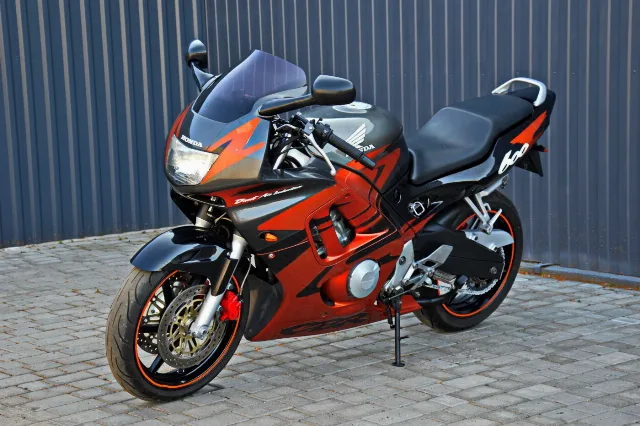 PIESE honda cbr 600 F / F 3 – fotografia 4 din 5