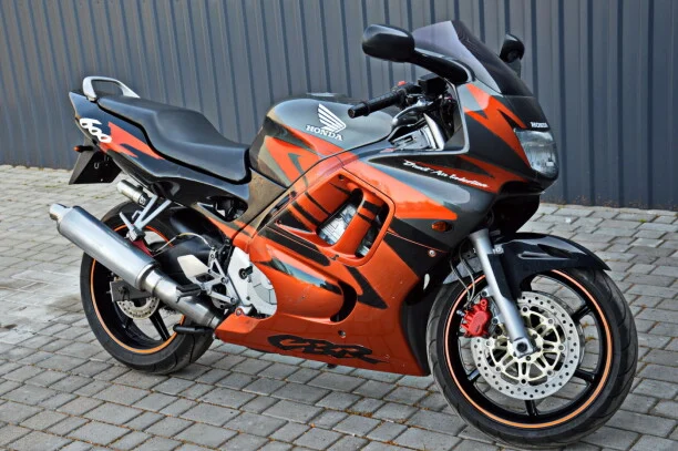PIESE honda cbr 600 F / F 3 – fotografia 3 din 5