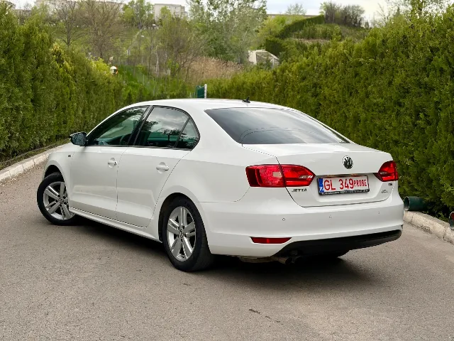 Vw jetta 2012 1.4 tsi euro5 122 CP – fotografia 4 din 8