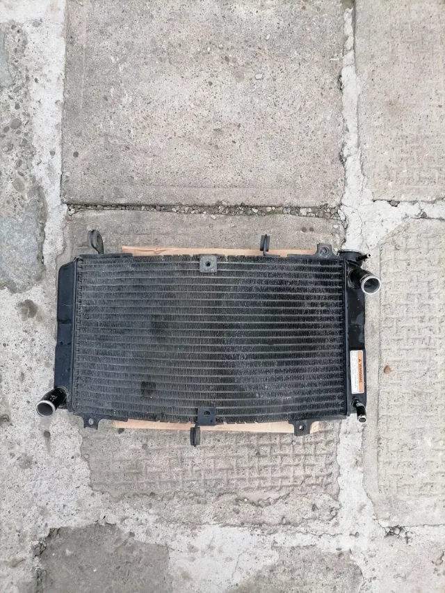 RADIATOR suzuki gsxr 600 / 750 SRAD – fotografia 2 din 8
