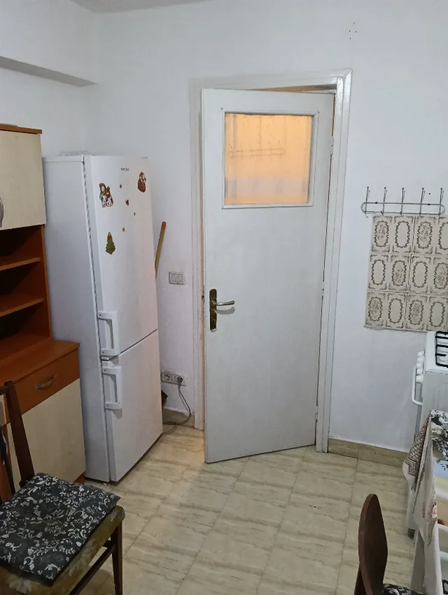 Ofer spre închiriere apartament – fotografia 7 din 8