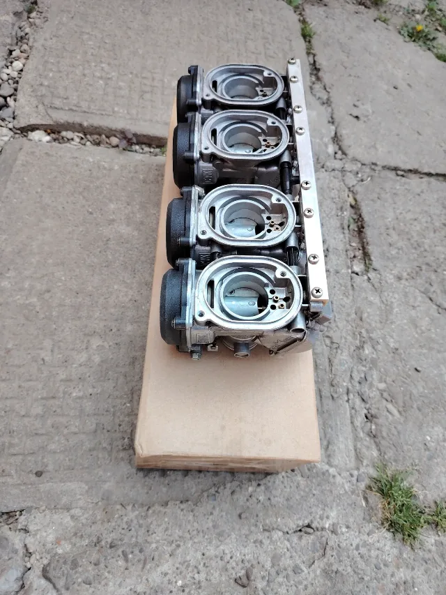 CARBURATOARE kawasaki zzr 600 / zxr 600 – fotografia 7 din 8