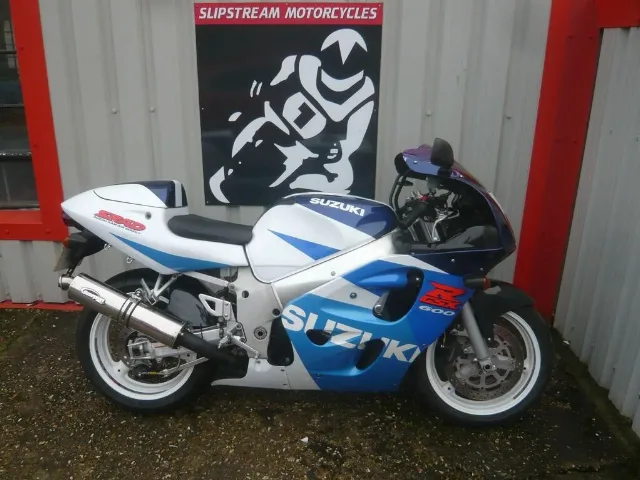 PIESE suzuki gsxr 600 / 750 SRAD – fotografia 1 din 7