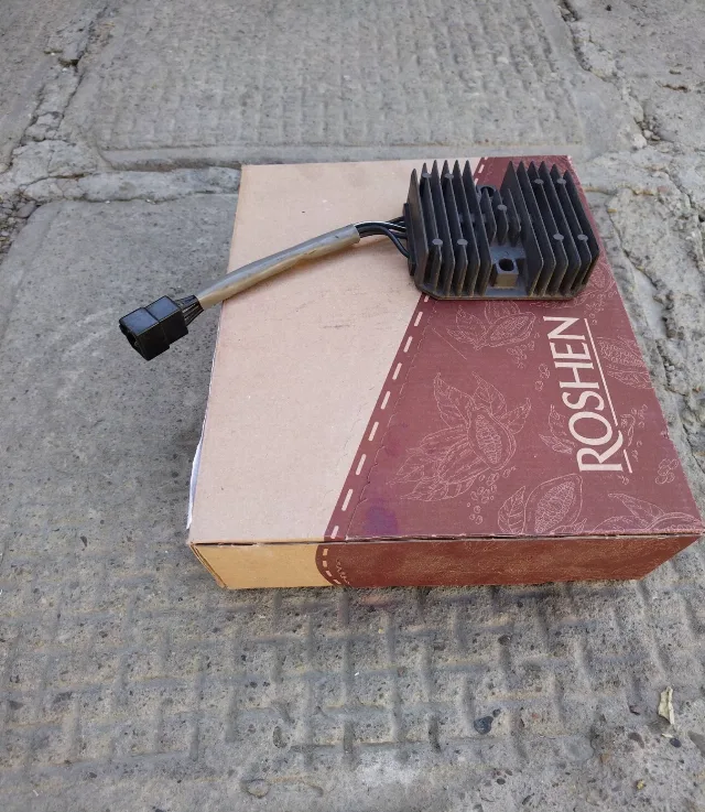 RELEU incarcare suzuki gsxr 600 / 750 SRAD – fotografia 4 din 8