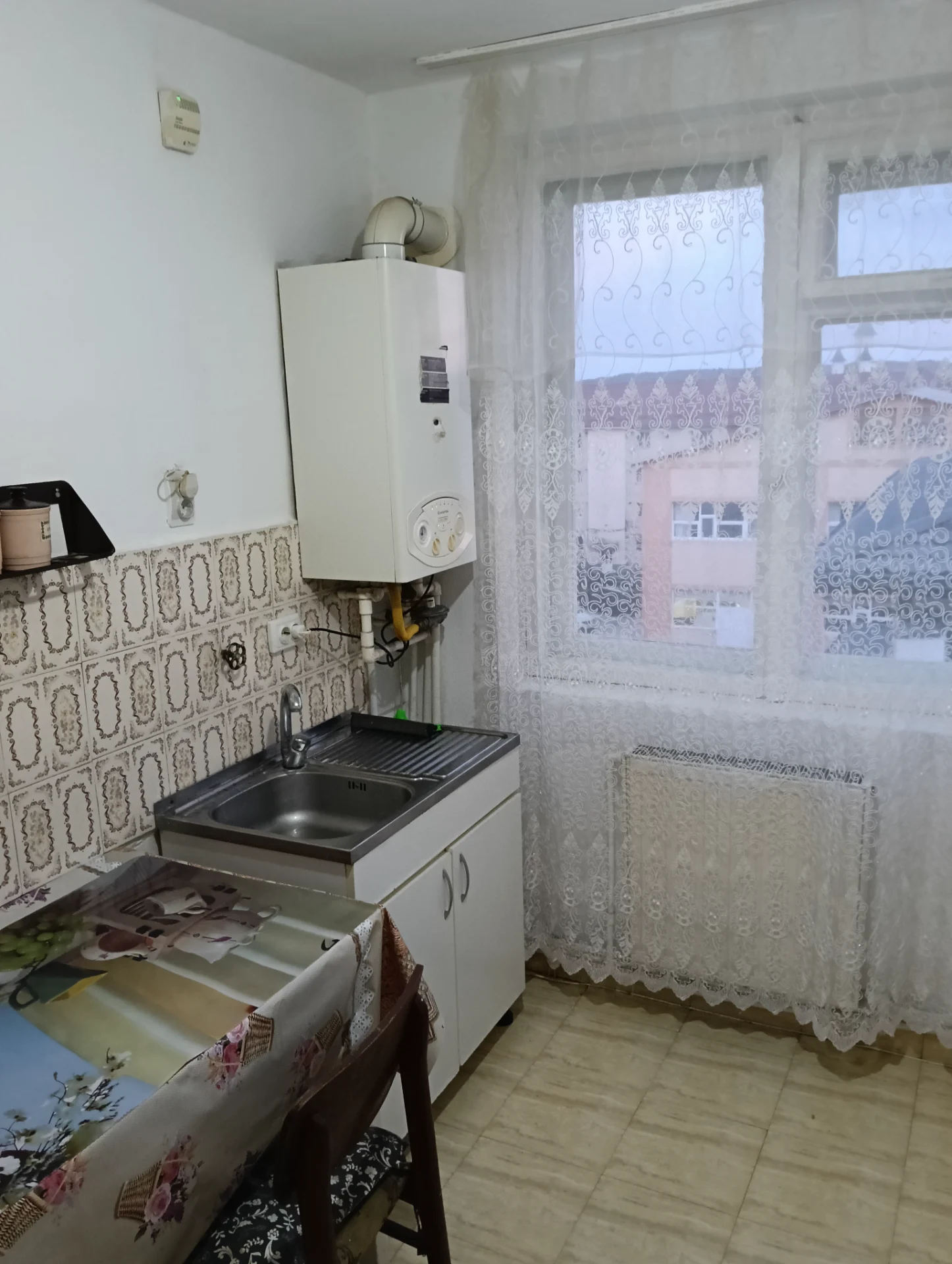 Ofer spre închiriere apartament – fotografia 8 din 8