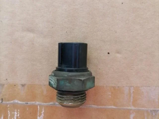 TERMOCUPLA suzuki gsxr SRAD K 1 K 2 K 3 – fotografia 6 din 8