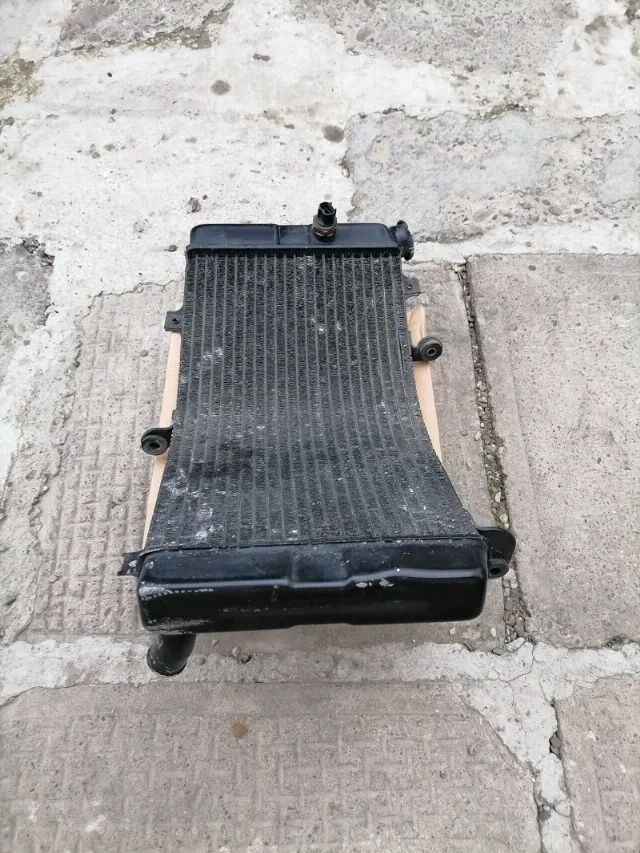 RADIATOR suzuki gsxr 600 / 750 SRAD – fotografia 6 din 8