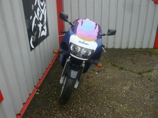 PIESE suzuki gsxr 600 / 750 SRAD – fotografia 3 din 7