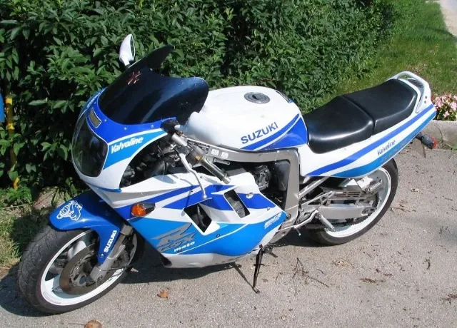 PIESE suzuki gsxr 750 / ulei / lichid – fotografia 8 din 8