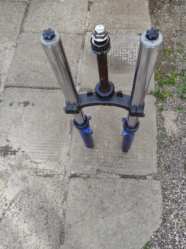FURCA / JAMBE suzuki gsx 600 / 750 F – Bacau, Bacău