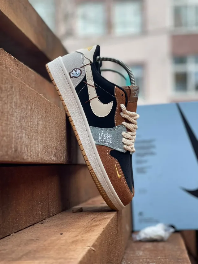 Nike Air Jordan 1 Low WMNS Blue/Black – Sector 2, București