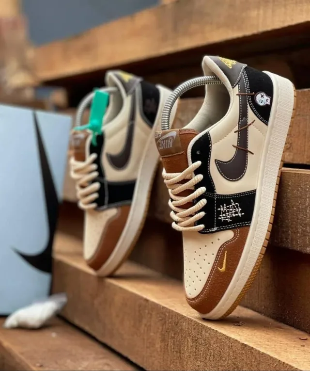 Nike Air Jordan 1 Low WMNS Brown/Cream – fotografia 2 din 8