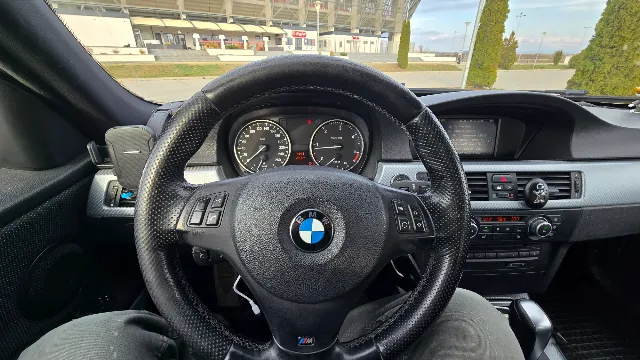 BMW e91 M Pack automat 2009 – fotografia 8 din 8
