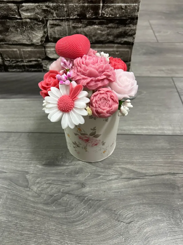 Aranjamente florale parfumate din baza de săpun – fotografia 2 din 2
