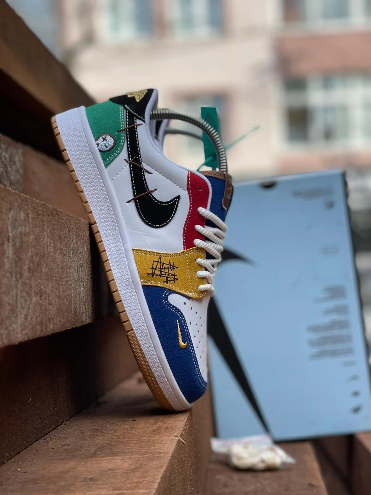 Nike Air Jordan 1 Low WMNS White/Yellow – fotografia 1 din 6