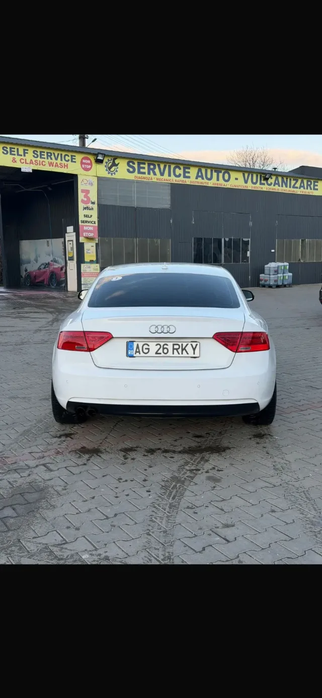 Audi a5 cupe slaine – fotografia 2 din 7