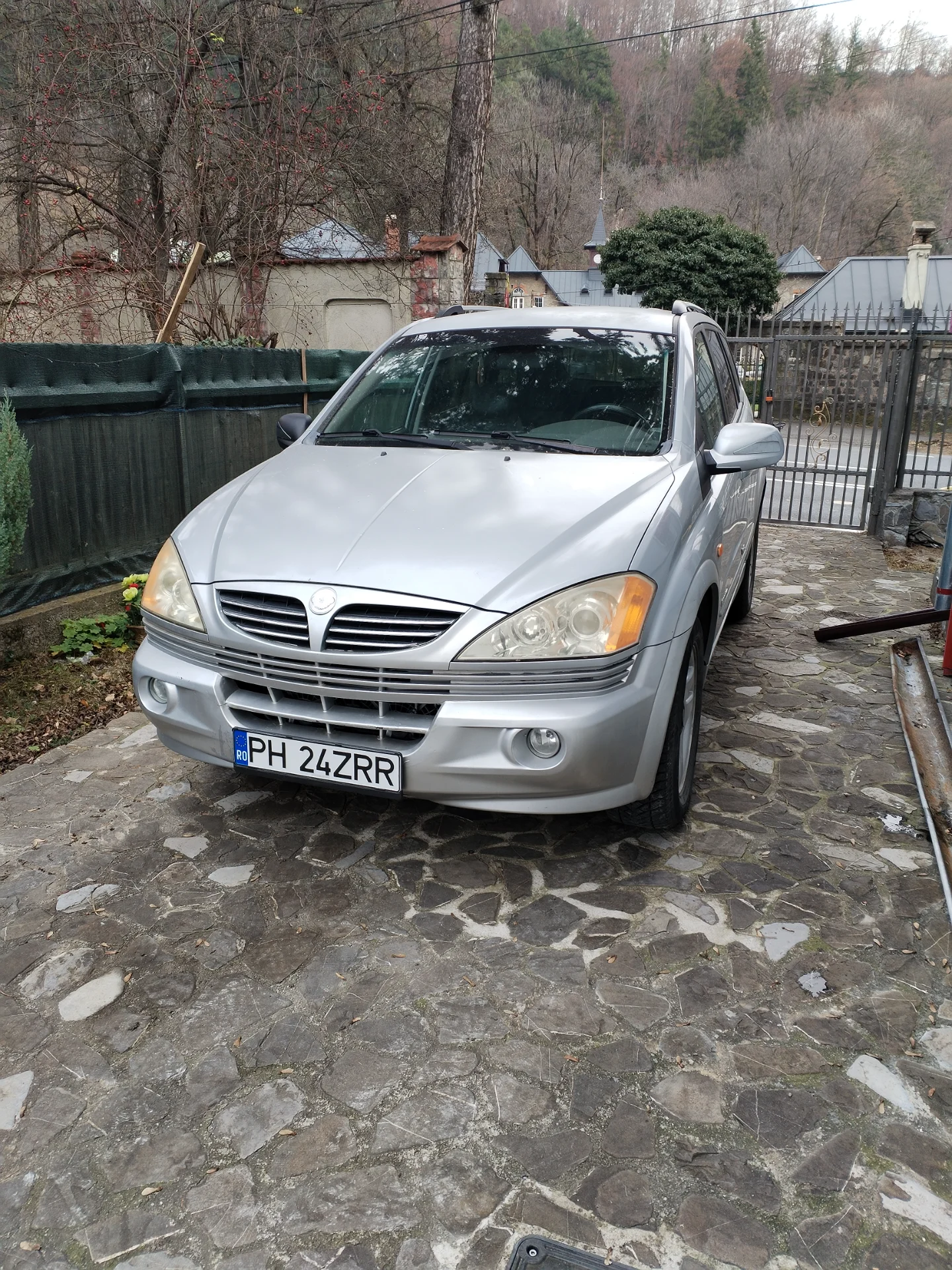 Ssangyong Kyron – fotografia 1 din 5