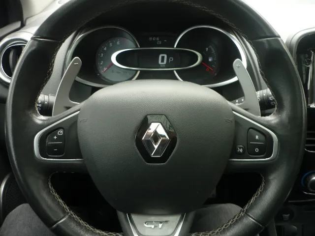 renault clio 4 automata – fotografia 4 din 8