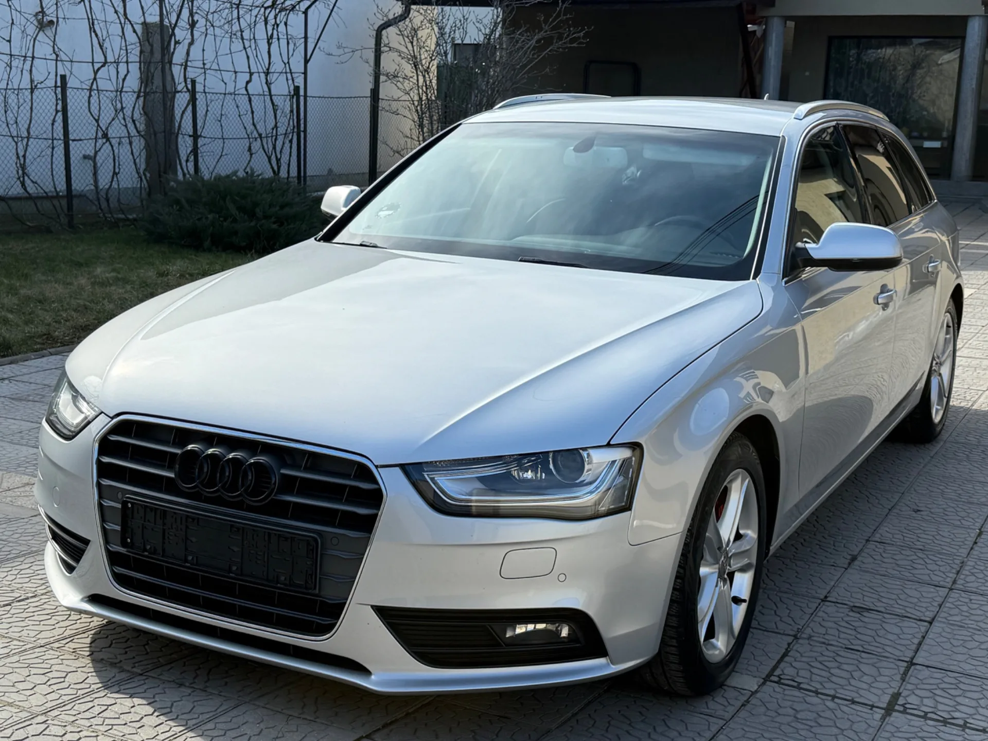 Vând Audi A4 2013, 2,0 tdi 177cp euro 5 automat – fotografia 1 din 8