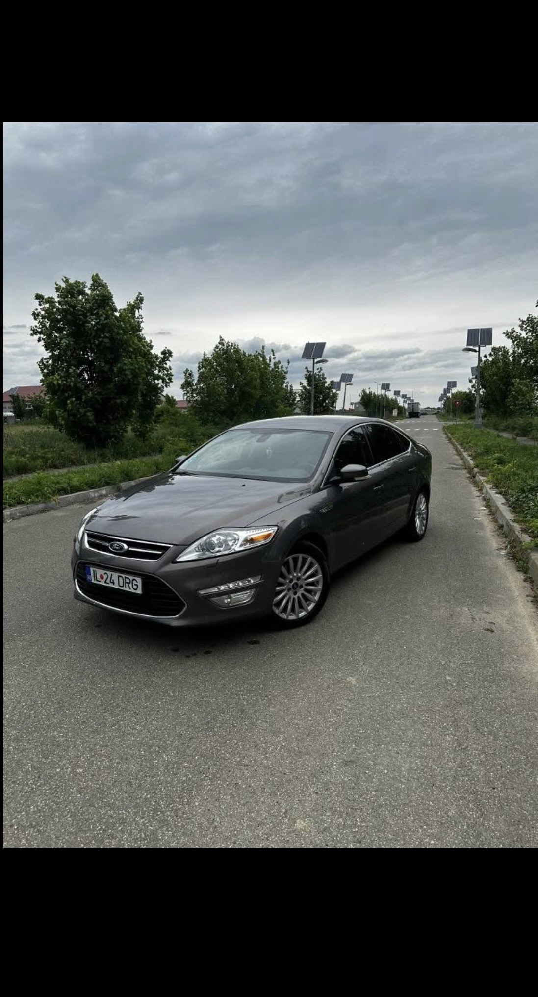Ford Mondeo 2011 2.0 ,TDCI Keyless,Bi-Xenon,Scaune incalz... – fotografia 1 din 8