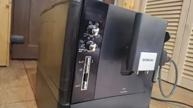 Espresor automat Siemens EQ.5 Machiato – fotografia 3 din 7