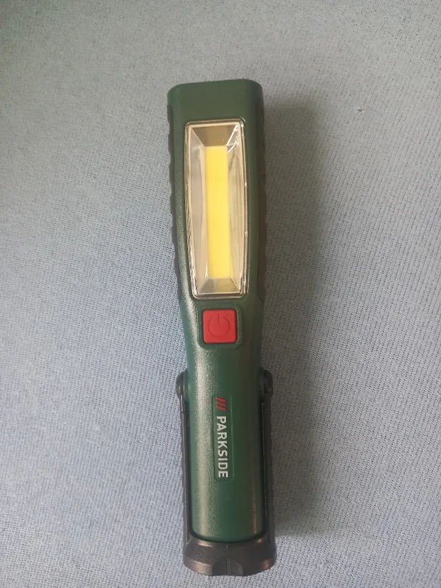 Lanterna portabilă cu LED-uri, lanternă multifuncțională 37 RON – Roman, Neamț