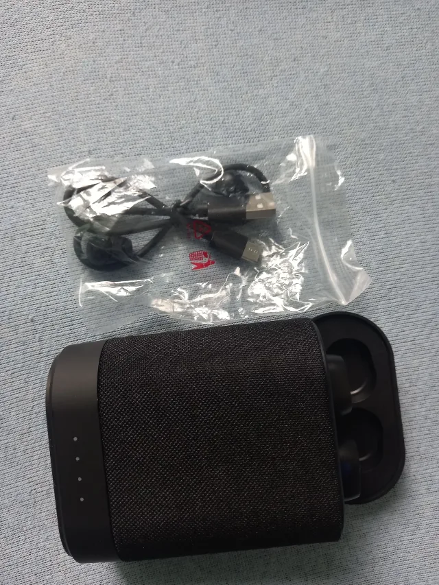 Căști Bluetooth Silvercrest 2 în 1 cu cutie difuzor 120 RON – Roman, Neamț