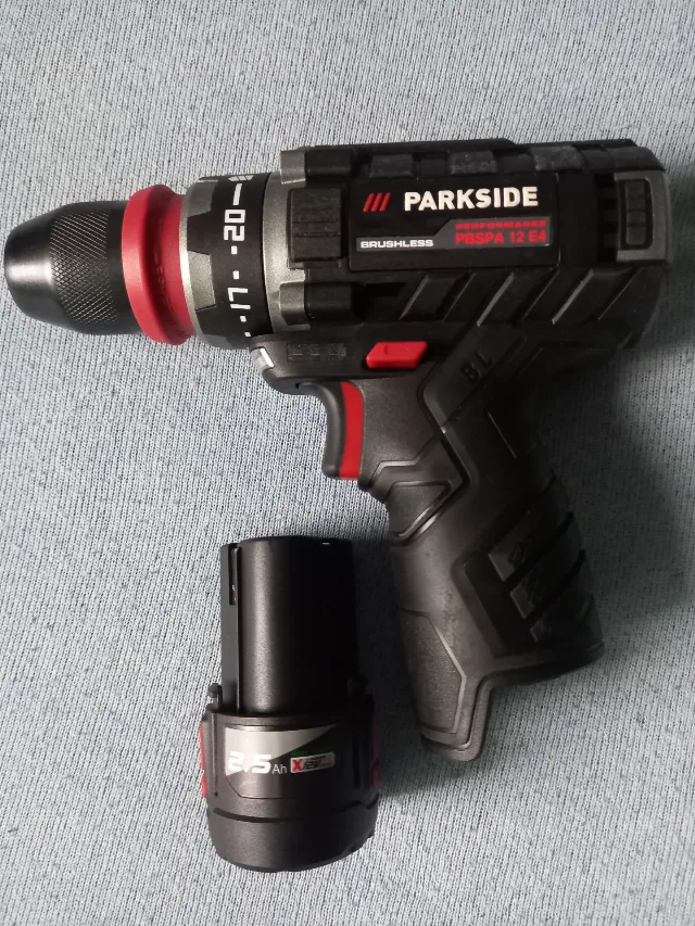 Masina de gaurit si insurubat ParkSide PBSPA 12 E4, 12V, geanta transport, motor fara perii, – fotografia 1 din 4