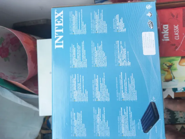 Saltea gonflabila Intex Dura-Beam Classic Downy, 137x191x25cm 95 RON – fotografia 4 din 4