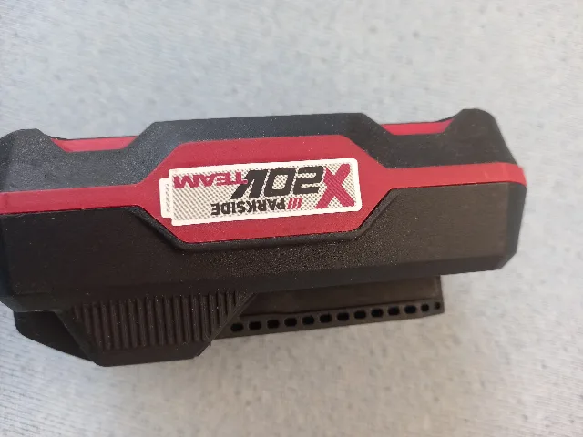 Acumulator performant Parkside 2Ah 20V – fotografia 2 din 3