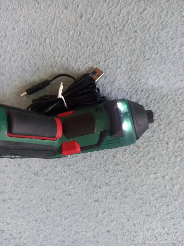 șurubelniță electrică parkside. Multicutter universal cu acumulator – fotografia 5 din 7