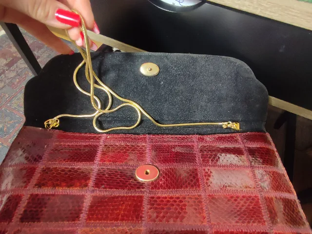 Poșetă piele veritabila vintage – fotografia 2 din 6