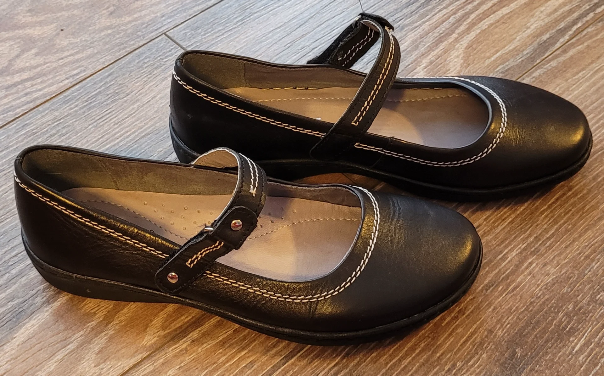 Pantofi din piele Lasocki marimea 36 – fotografia 1 din 4
