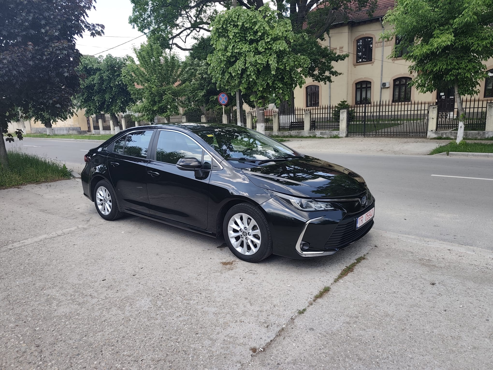 COROLLA HYBRID 2022/08 – fotografia 1 din 8