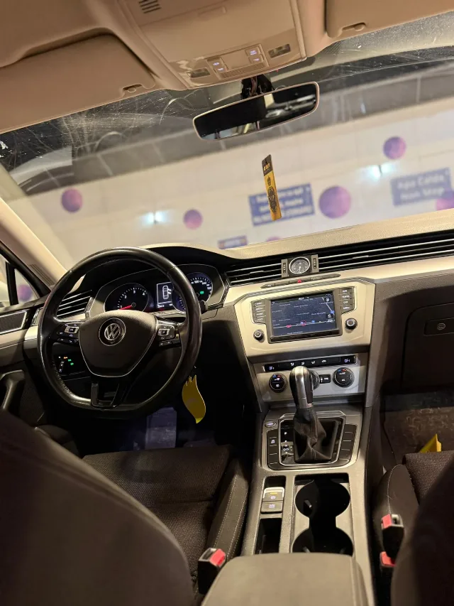 Vw b8 an 2016 motor 1.6 cutie automata . Geamuri electrice – fotografia 5 din 6