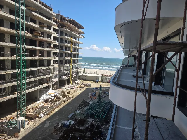 Studio cu parcare prima linie Mamaia Nord in Resort 5 * – fotografia 2 din 8