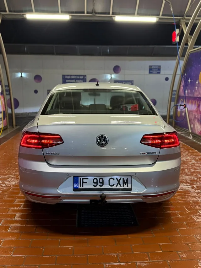 Vw b8 an 2016 motor 1.6 cutie automata . Geamuri electrice – fotografia 2 din 6