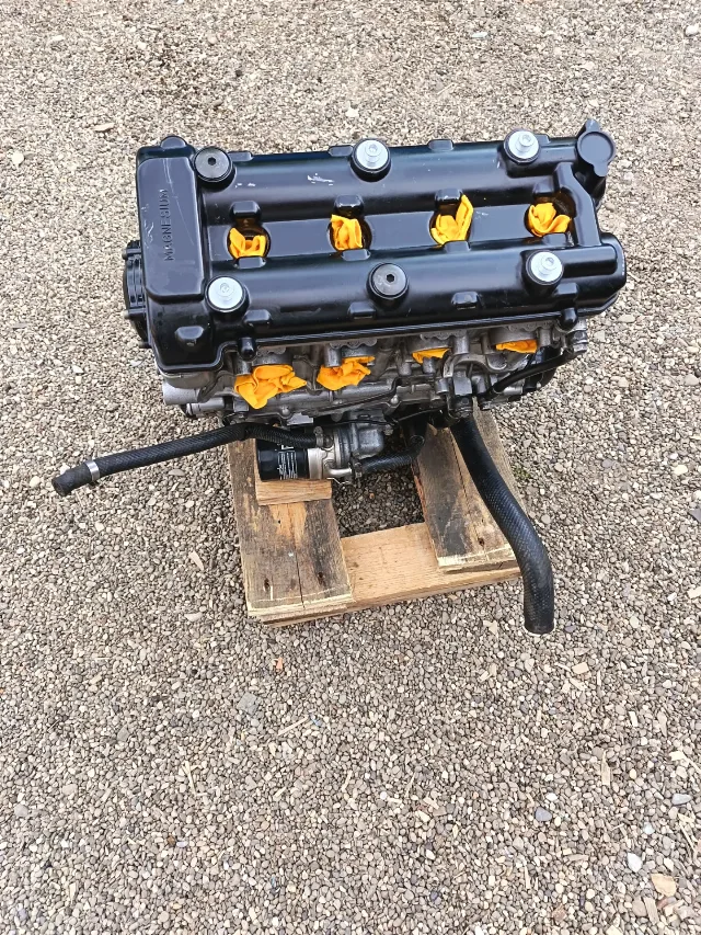 MOTOR suzuki gsxr 600 SRAD – fotografia 4 din 8