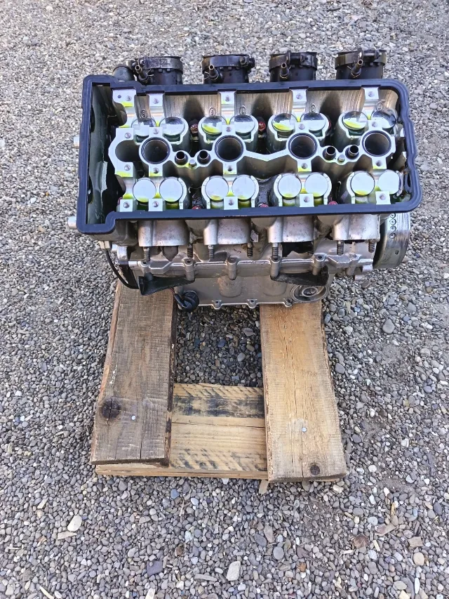 MOTOR kawasaki zxr 600 – fotografia 6 din 8