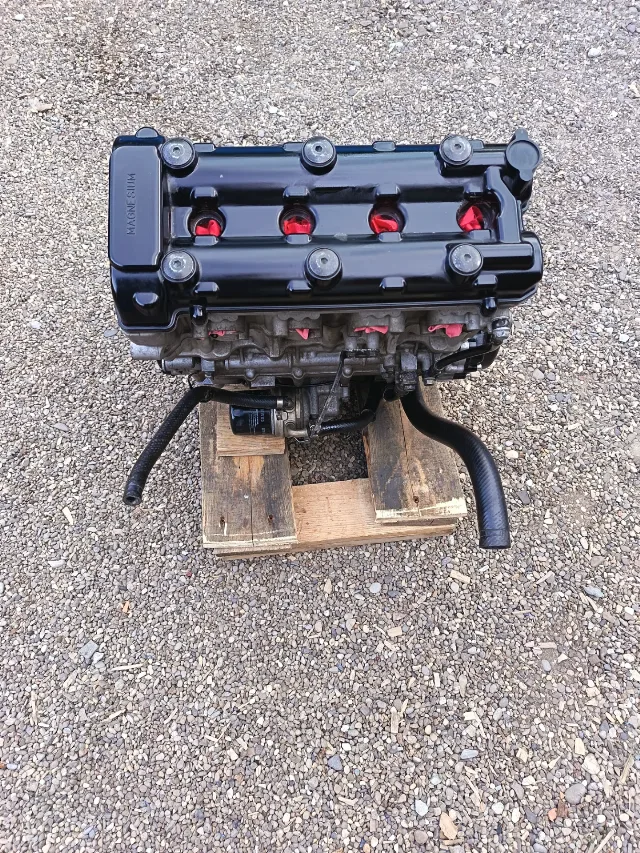 MOTOR suzuki / gsxr / 600 / SRAD – fotografia 4 din 8