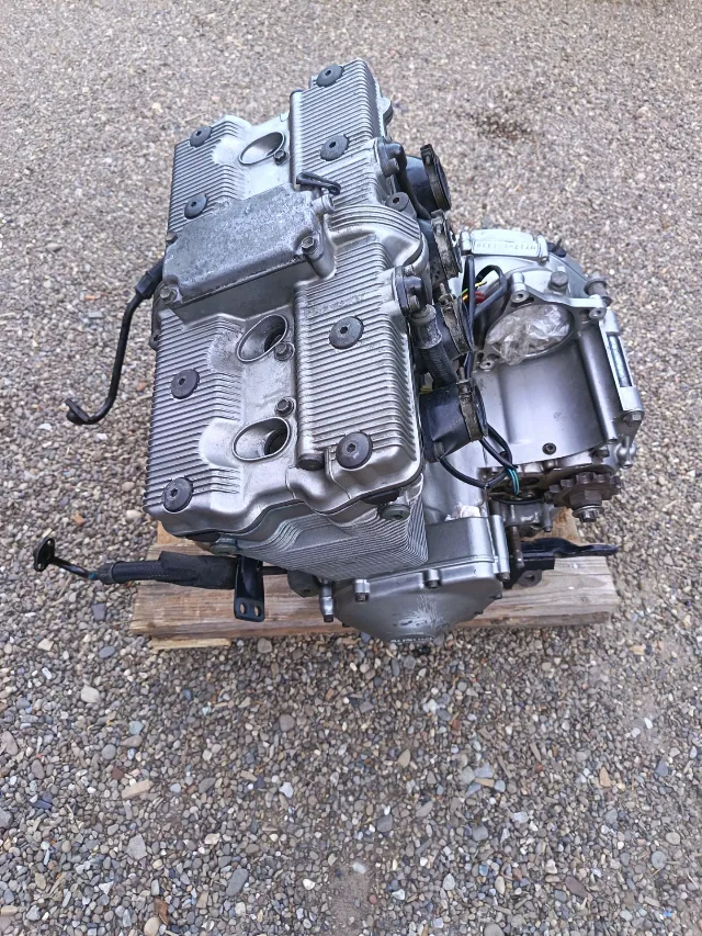 MOTOR suzuki gsx 600 BANDIT / KATANA / gsx 600 F – fotografia 8 din 8