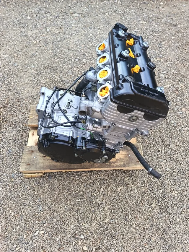 MOTOR suzuki gsxr 600 SRAD – fotografia 7 din 8